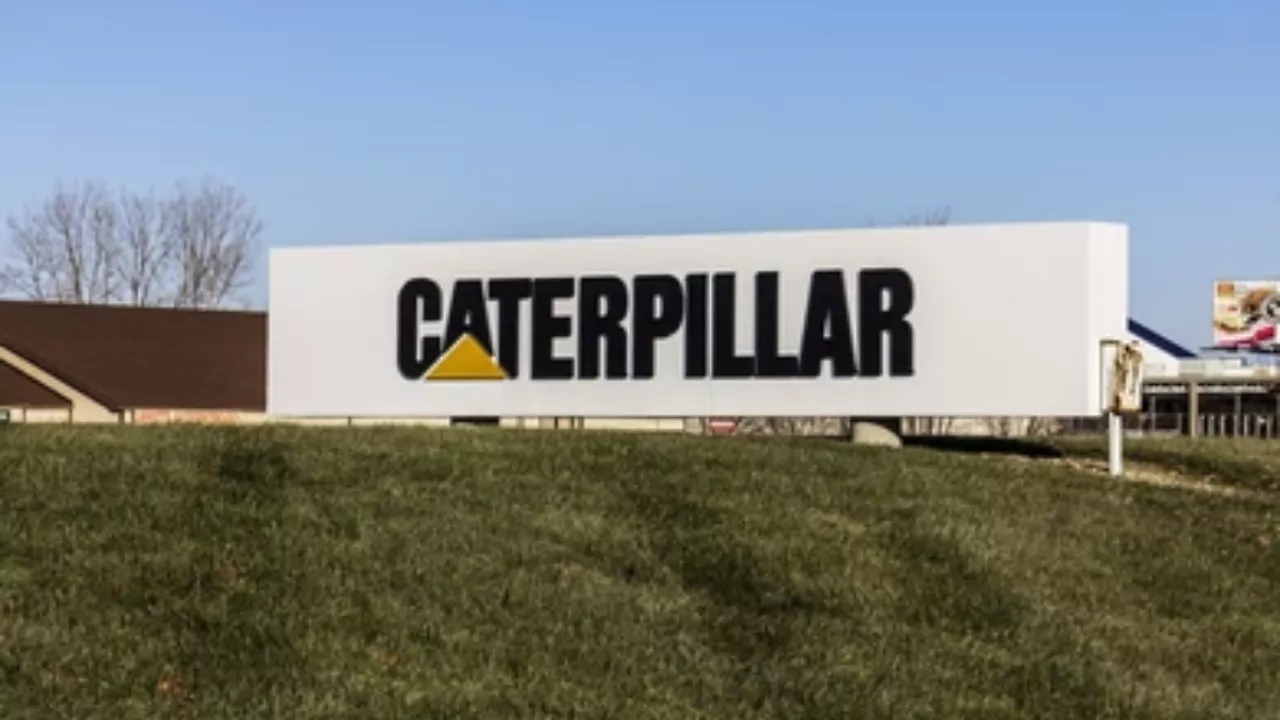 caterpillar-off-campus-drive